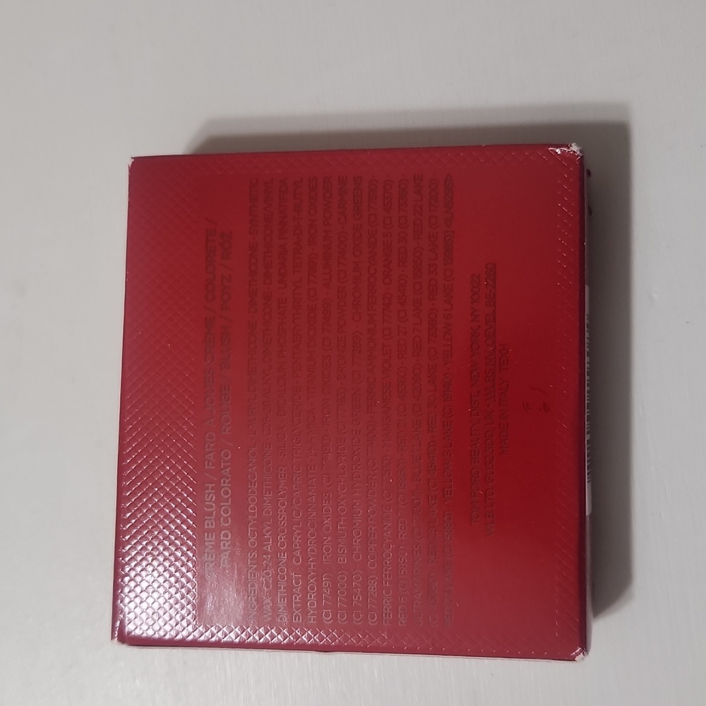 TOM FORD First Blush Creme Blush - Picture 3 of 5